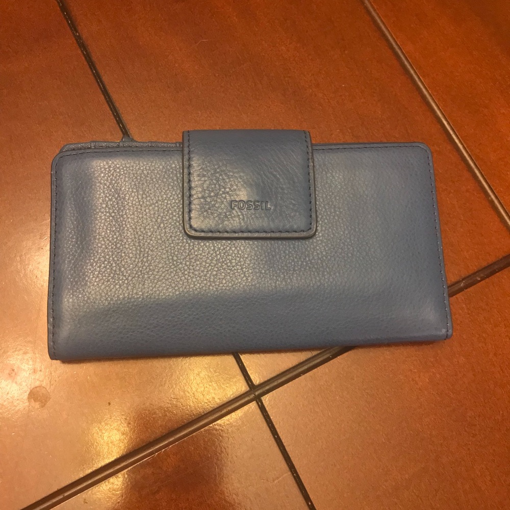 Fossil wallet